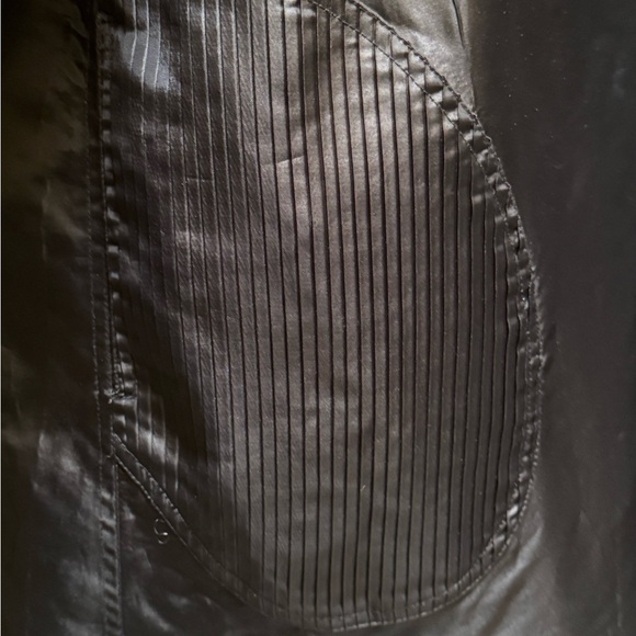 UBU Reversible Iridescent Raincoat - Picture 10 of 11